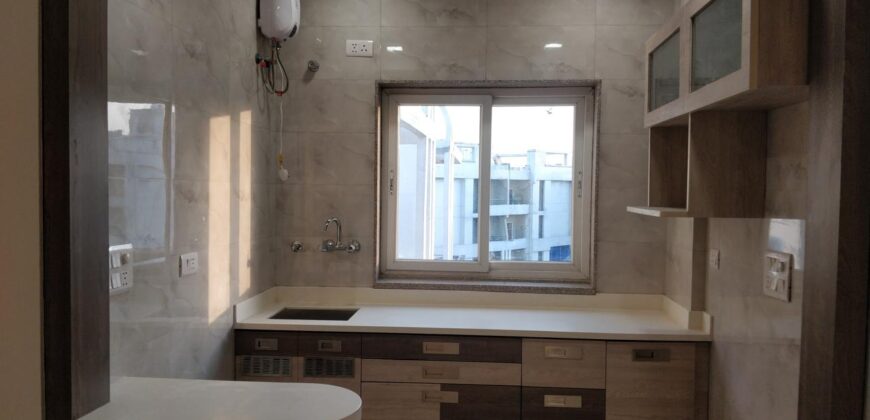 4BHK Penthouse for Sale in Purvanchal Royal Park, Sector 137, Noida