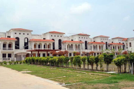 amrapali-leisure-valley
